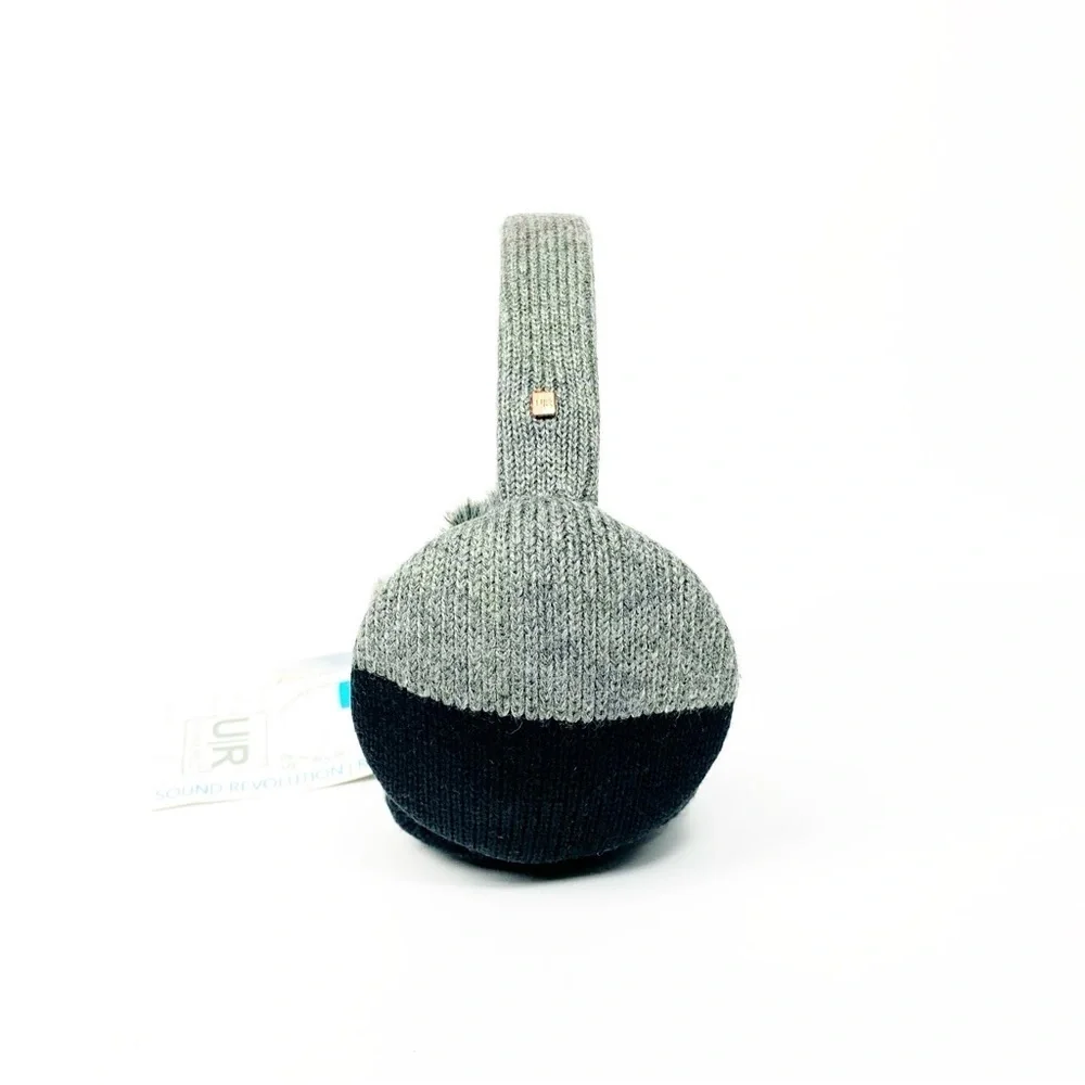 Touchscreen Grey Fleece Lined Gloves | Earmuff Audio Headphones Cords Included